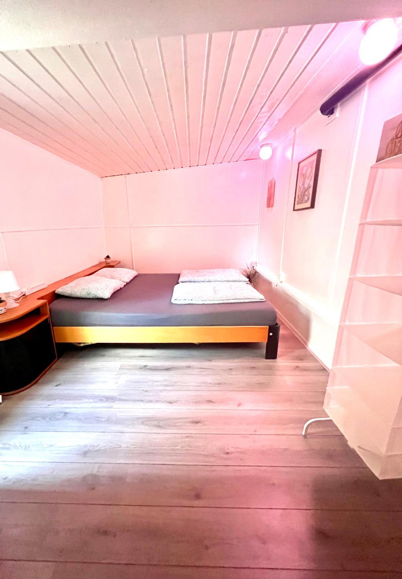 Buddha Style Family House & Jacuzzi & Sauna Near Amsterdam Vijfhuizen Exterior photo